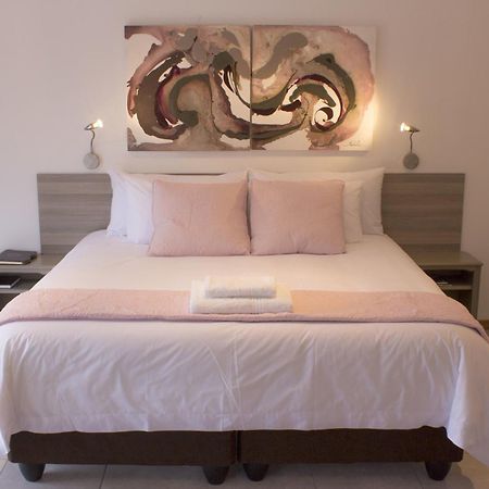 President Lodge Edenvale Habitación foto